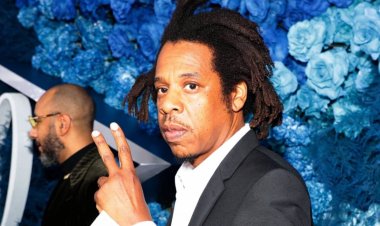 Jay-Z Criticizes Grammys During Dr. Dre Award Acceptance