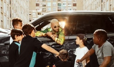 Naps feat. JuL - À quoi tu joues